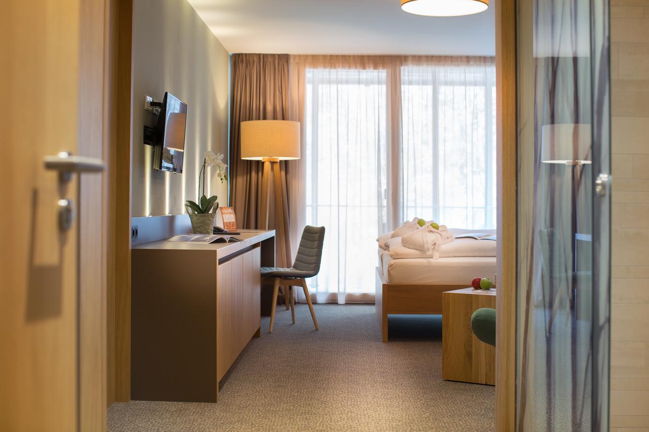 Der Waldhof 4*